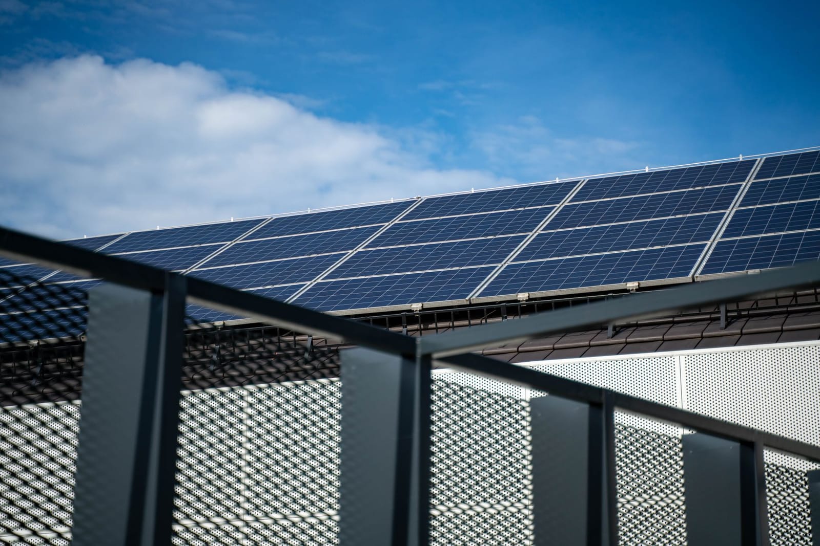 Commercial solar panels for commercial property installation, UK rooftop